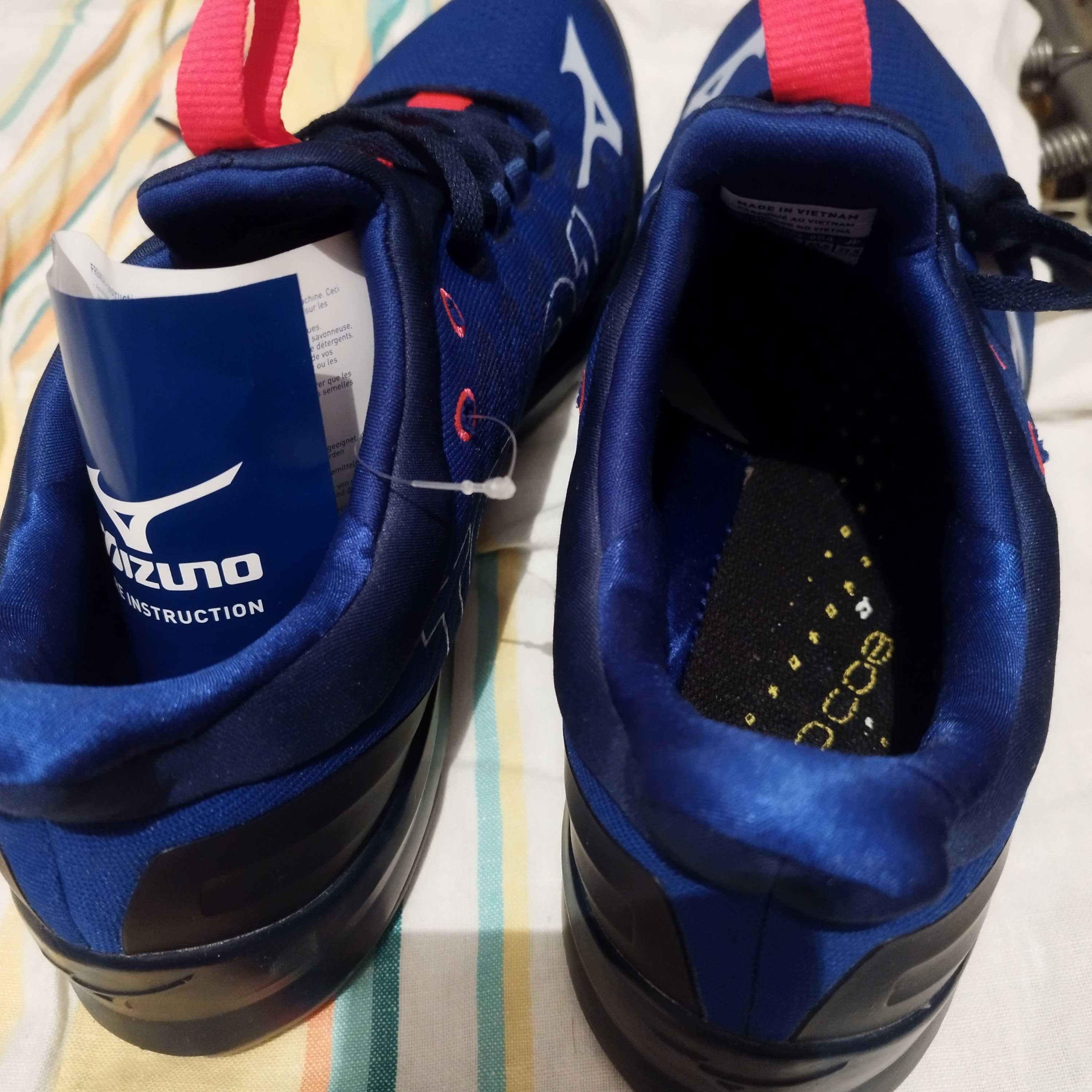 маратонки Mizuno 45,5-29,5см