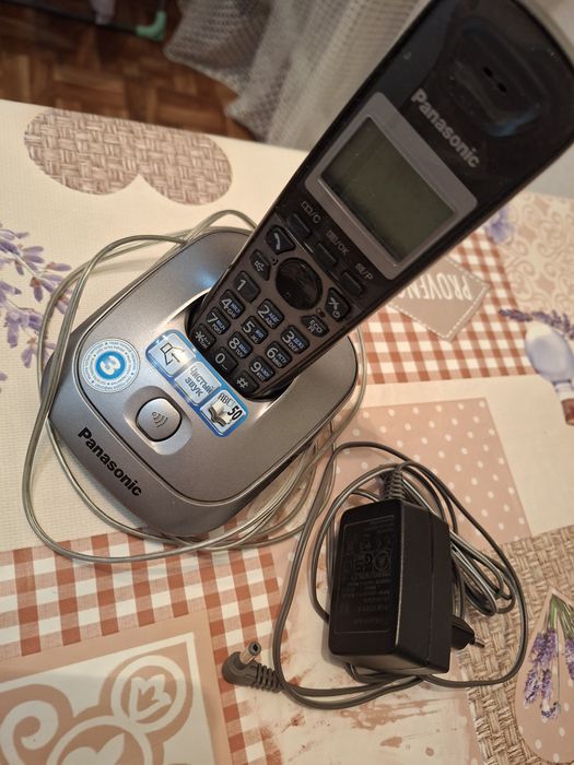 Продам на запчасти радиотелефон