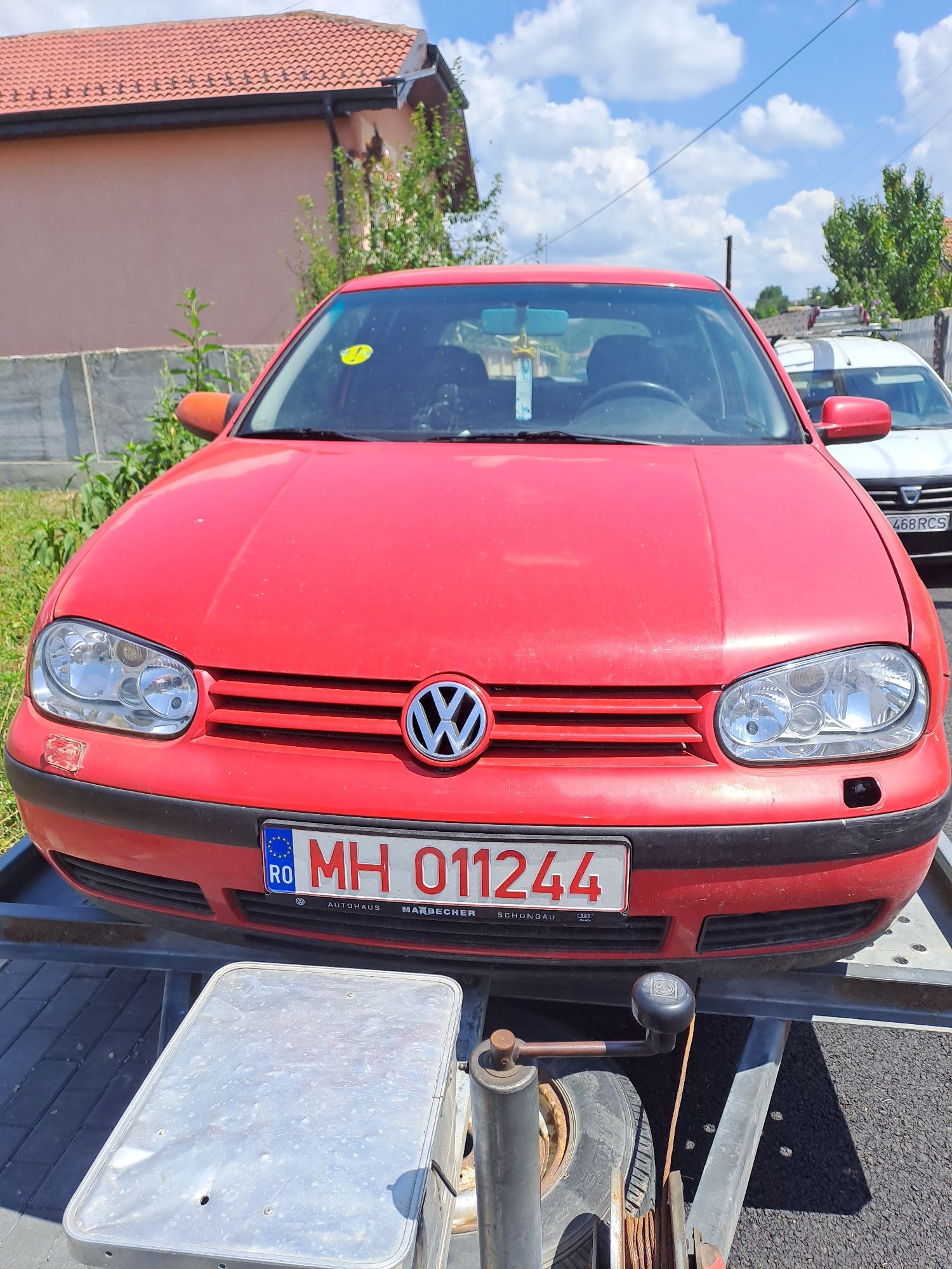 Dezmembrez vw golf 4