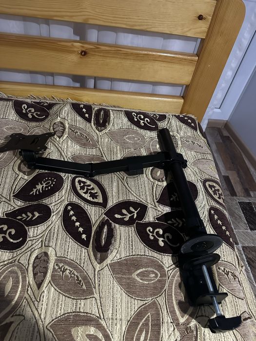 Кронштейн для монитора