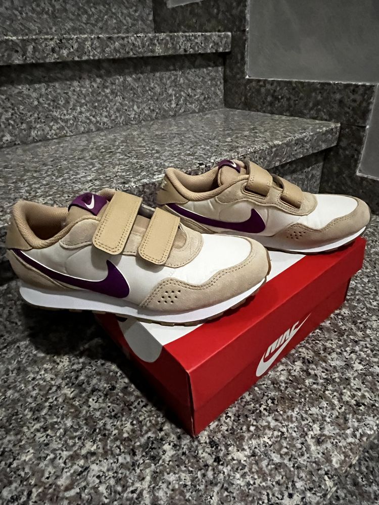 Детски маратонки Nike