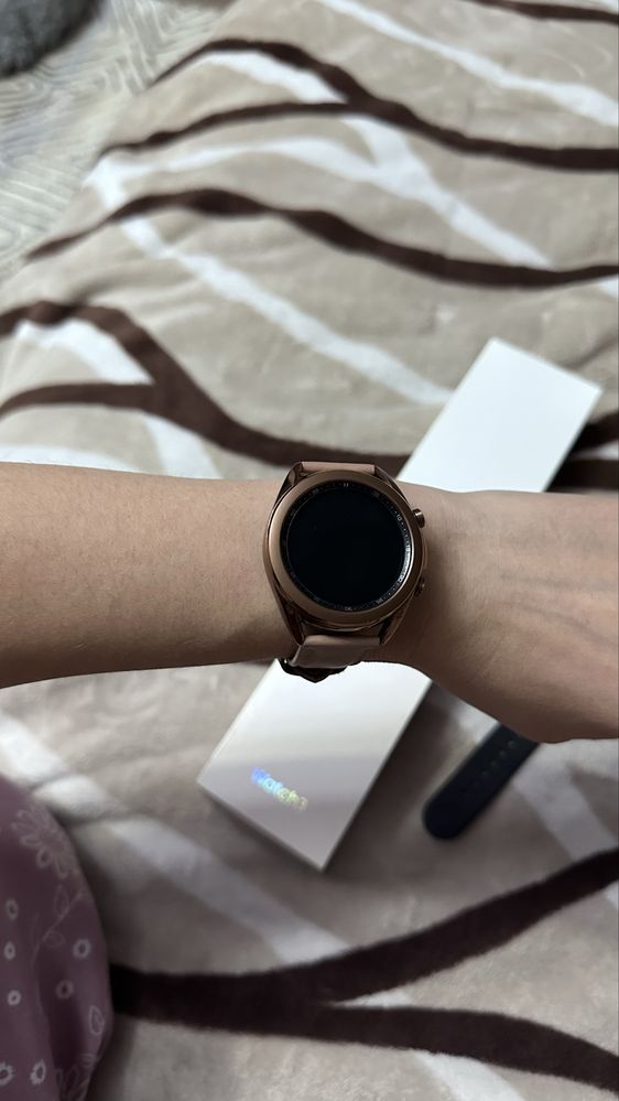 Продаю Смарт-часы Samsung Galaxy Watch 3  бронзовые
