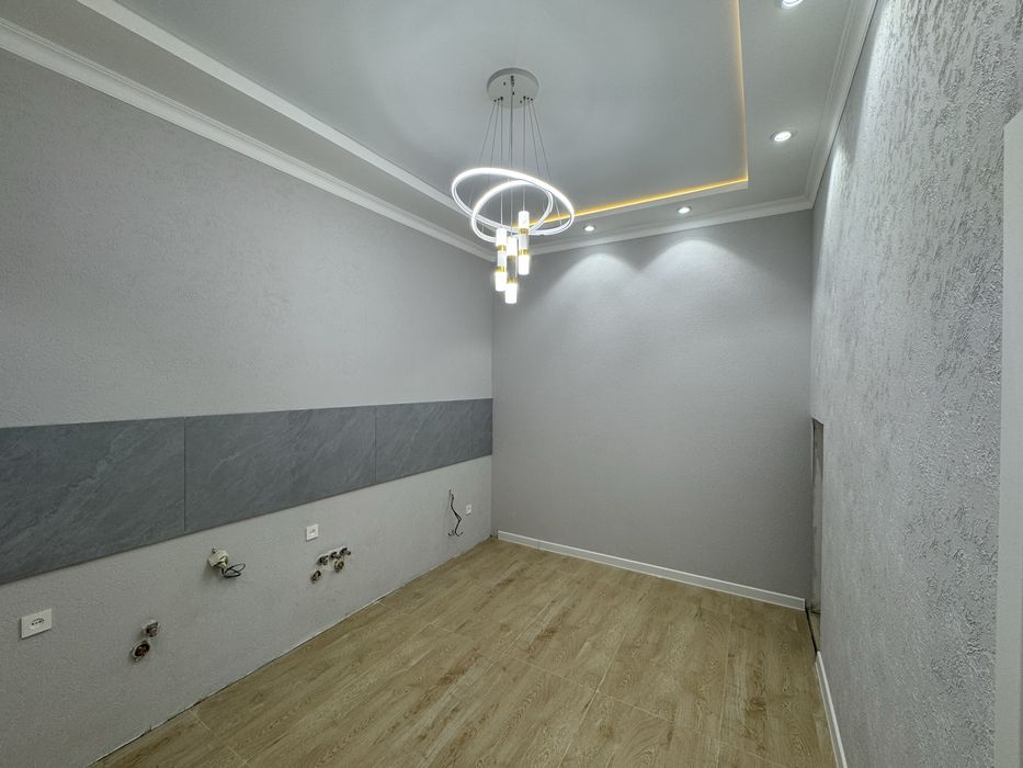 Центр. Паркенский. Таунхаус. 100кв.м 4 ком + кузня свой дворик