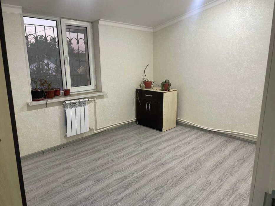 Продается 3-х комнатная квартира на земле с въездом для машины