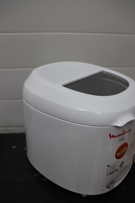 Фритюрник Moulinex Uno (AF2031) 1.8L 1500W, с ДЕФЕКТ