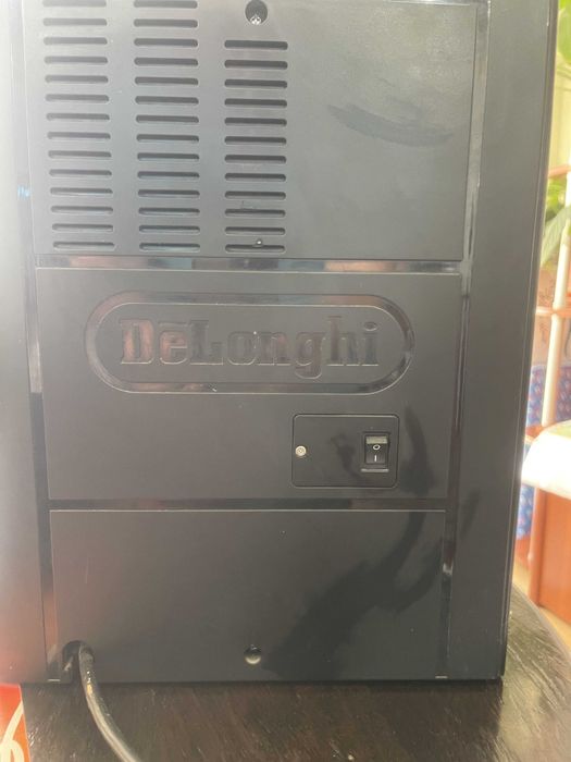 Кафе машина DELONGHI PERFECTA Esam 5400.