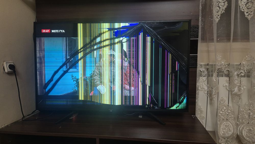 Телевизор sony на запчасть