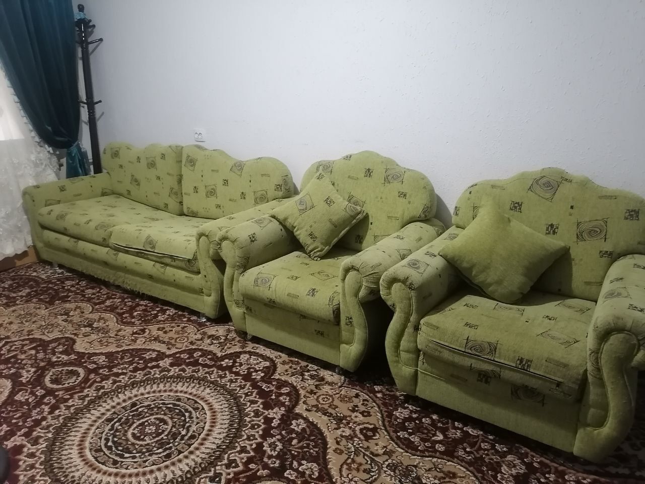 1 katta 2 kichkina divan