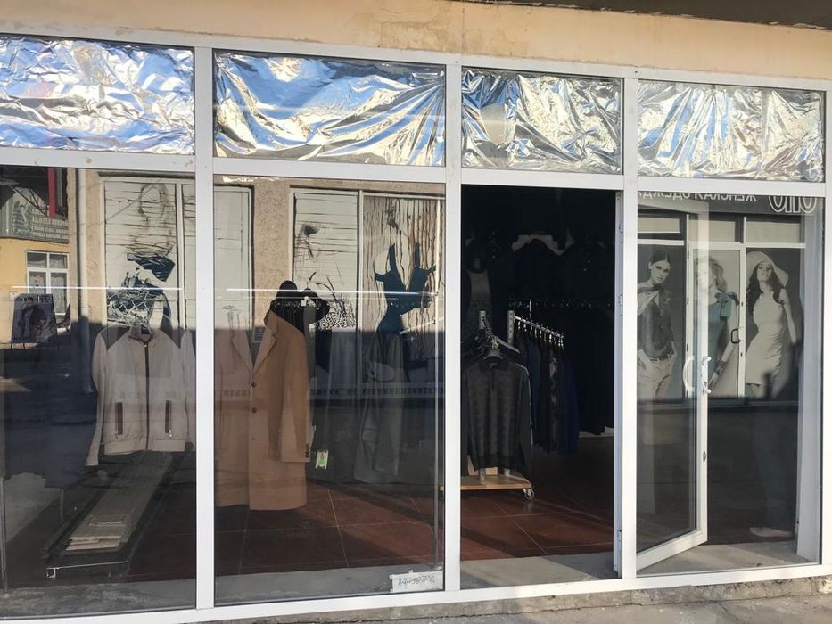 Продам витраж из металлалалюминия размер 5м длина,высота 3м б/у