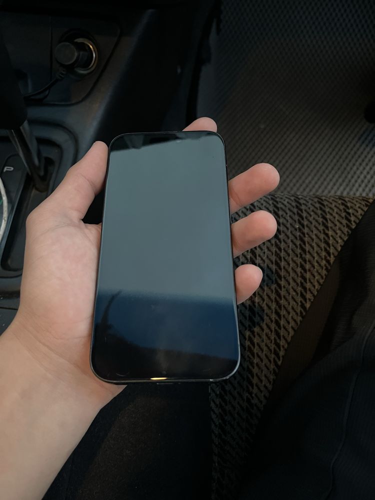 Iphone 15 pro 256gb 86% емкость