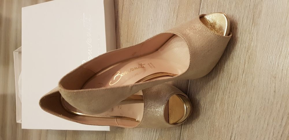 Pantofi decupati dama