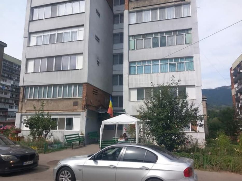 Apartament etaj 1  , 2 camere proprietate