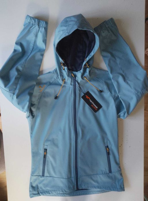 Дамско норвежко яке софтшел Northpeak