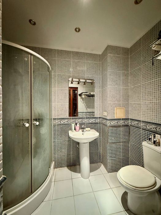 Продается 4 комнатная квартира Ц-1 Бибигон Библиотека ул.х Гоголя