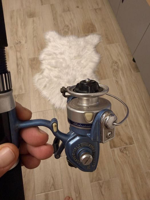 Lanseta + mulineta spinning Shakespeare E JET 220