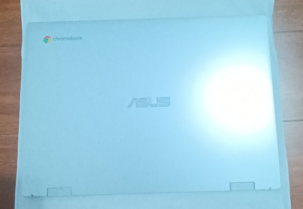 Laptop  si tableta