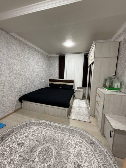 1 etaj manzil Vayeniy garadok