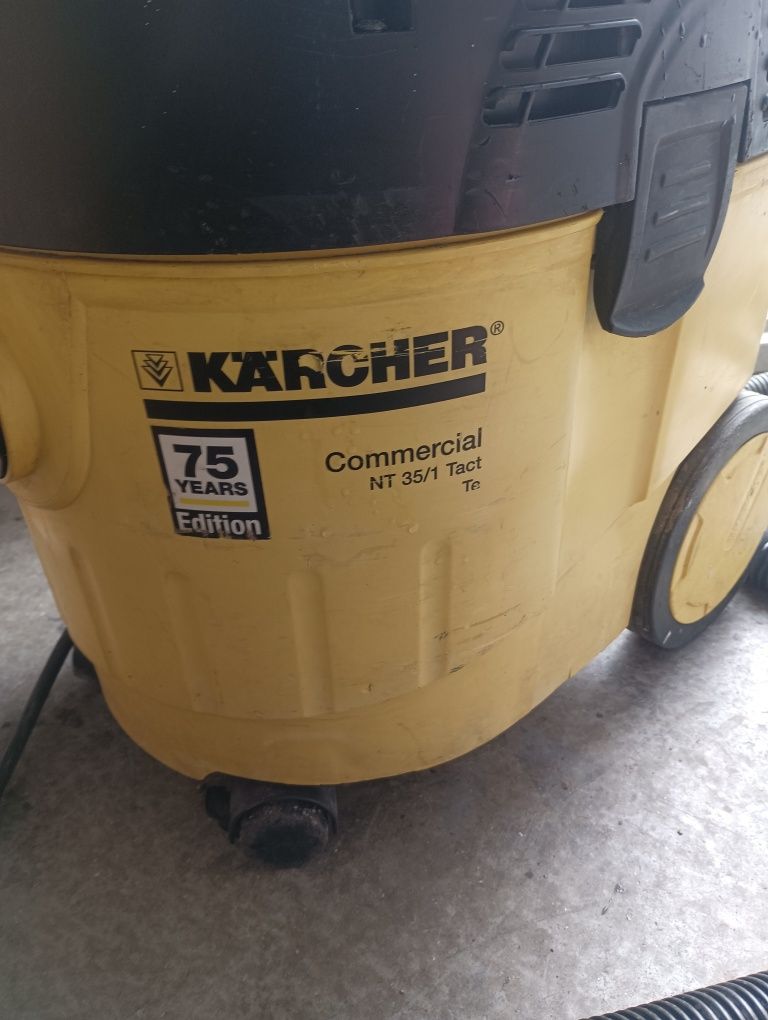 Karcher прахосмукачка с изтупване
