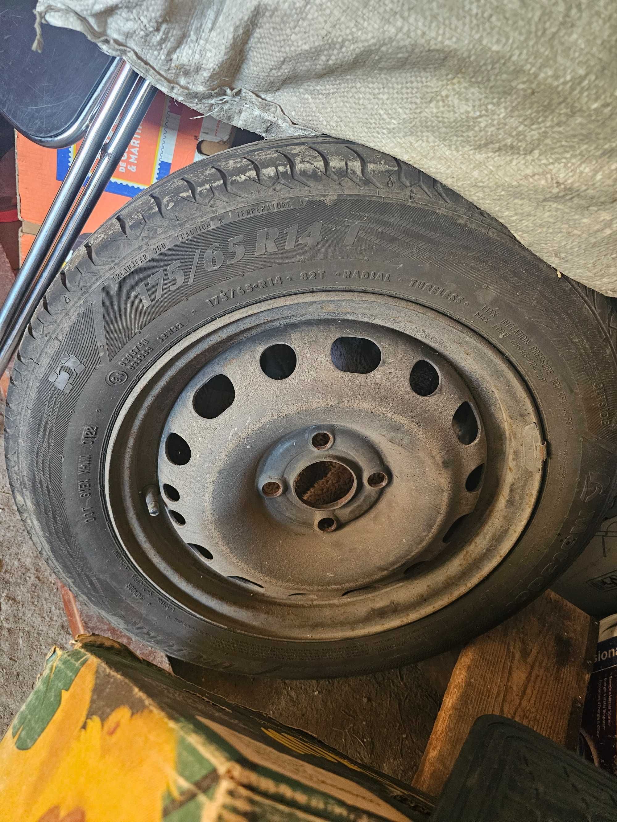 Vand roti Opel cu anvelope de vara bune