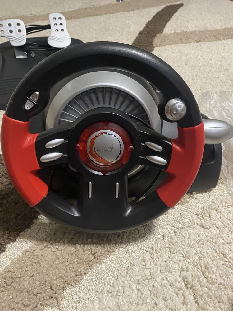 Продам игровой руль Genius Speed Wheel 3 MT Red