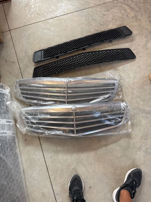 Решетка за Mercedes W204
