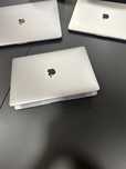 Apple MacBook Air /i5-1030NG7 , 8GB , 512-SSD