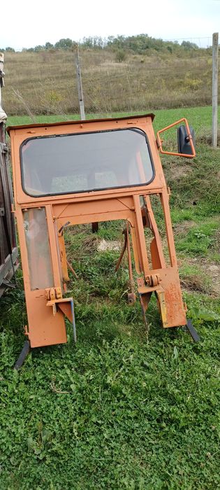 Cabină tractor Fiat – compatibilă UTB 445