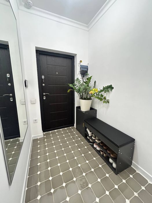 Полка для обуви в прихожую