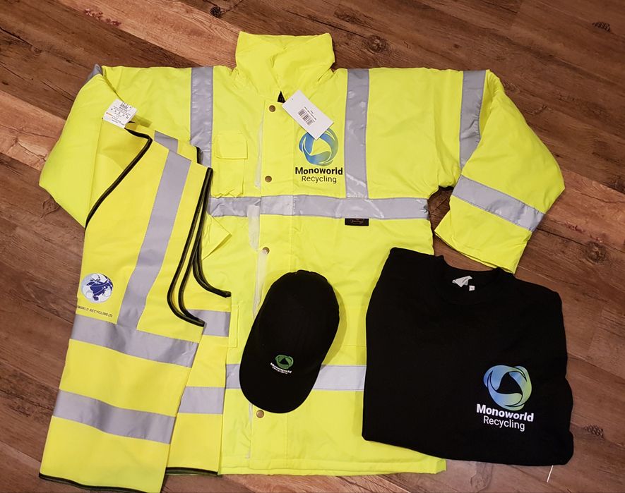 Geacă, vestă, șapcă protectie si bluză de lucru