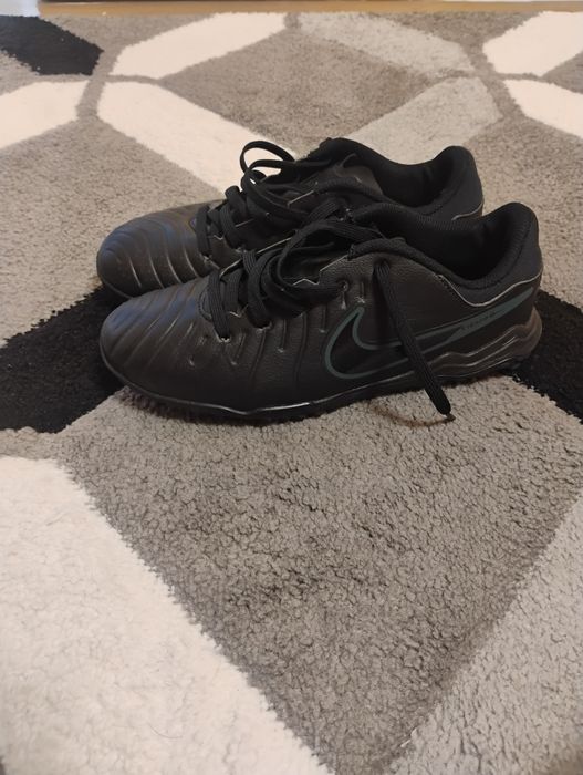 Ghete Nike tiempo