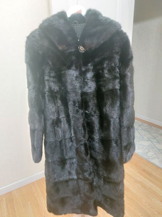 Норковая шуба с капюшоном