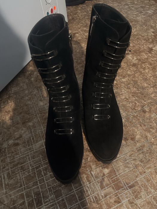 Зимние  сапоги срочно