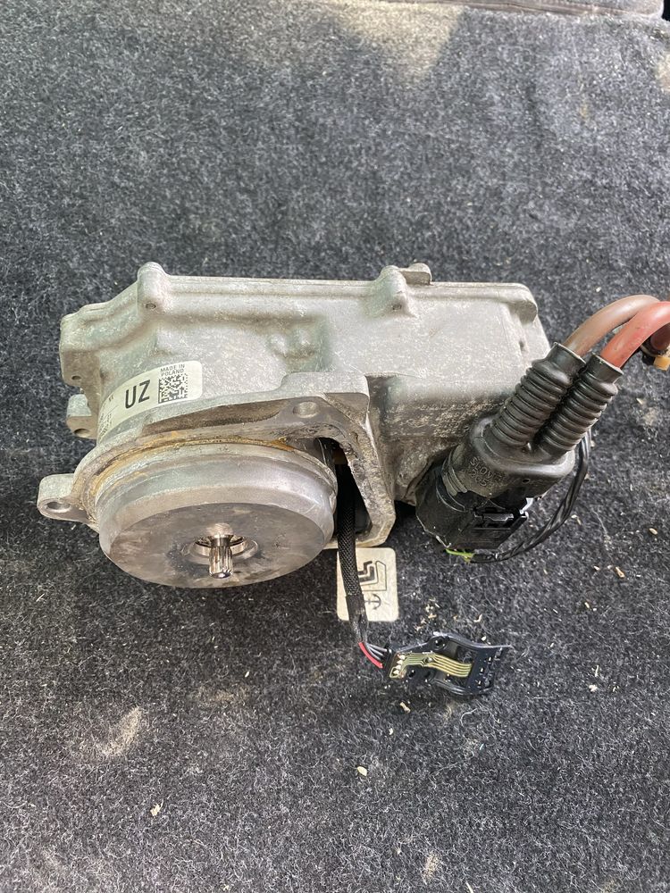 Електомотор електрическа кормилна рейка bmw f45 f46 mini f55 f56