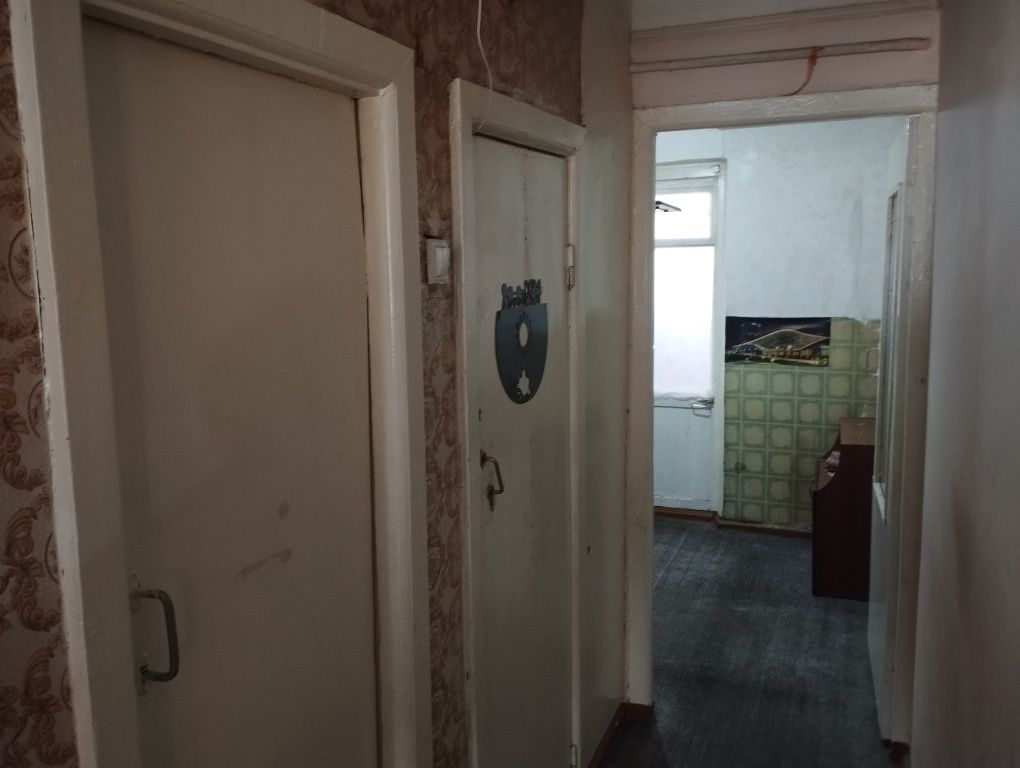 Продается 3х комнатная квартира с верандой  6х2