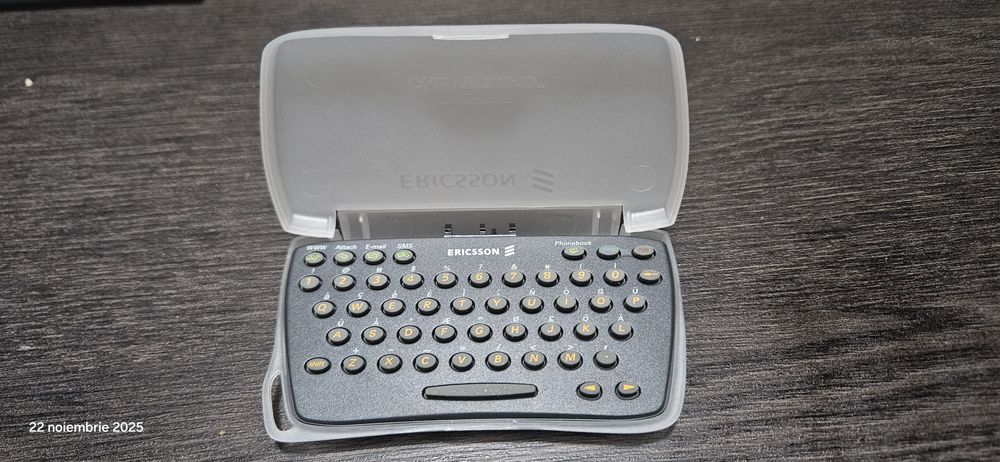 Ericsson Chatboard CHA-10 – Nou, Original – Accesoriu Rar pt. Ericsson
