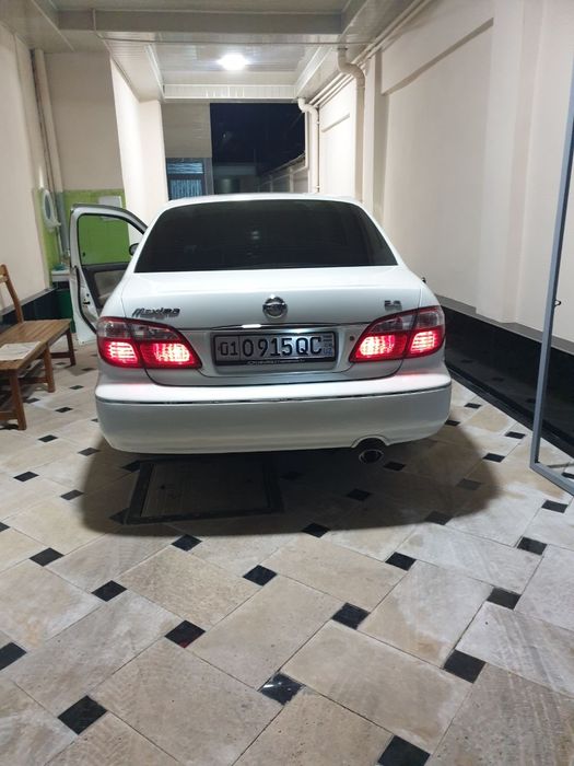 Nissan maxima sotiladi