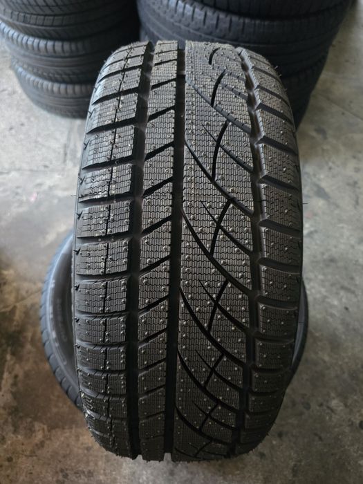 Evergreen 215/45 R17 87H MS iarnă NOI