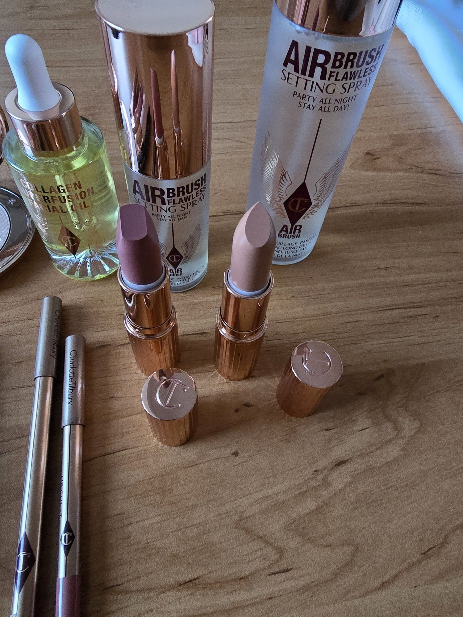 Оригинална козметика на Charlotte Tilbury