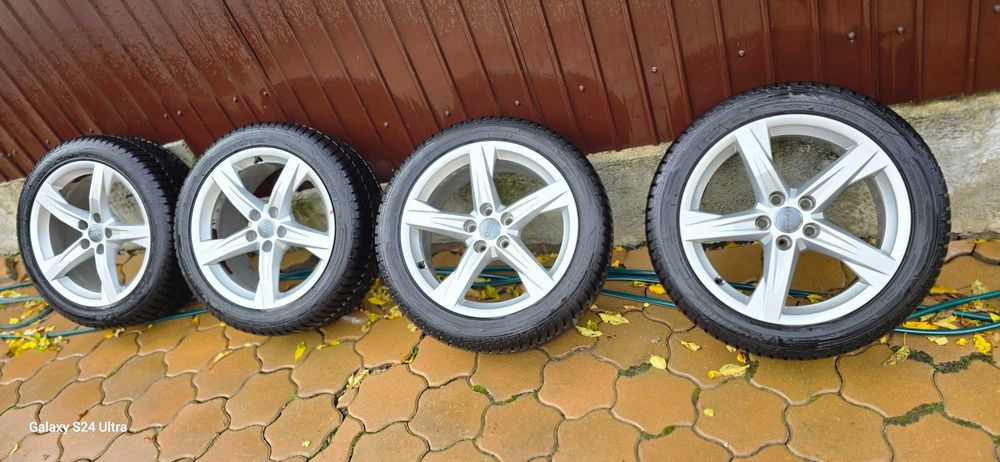 Set 4 roti GOODYEAR  245/45R18 cu jante de AUDI Q5 ET39 8JX18