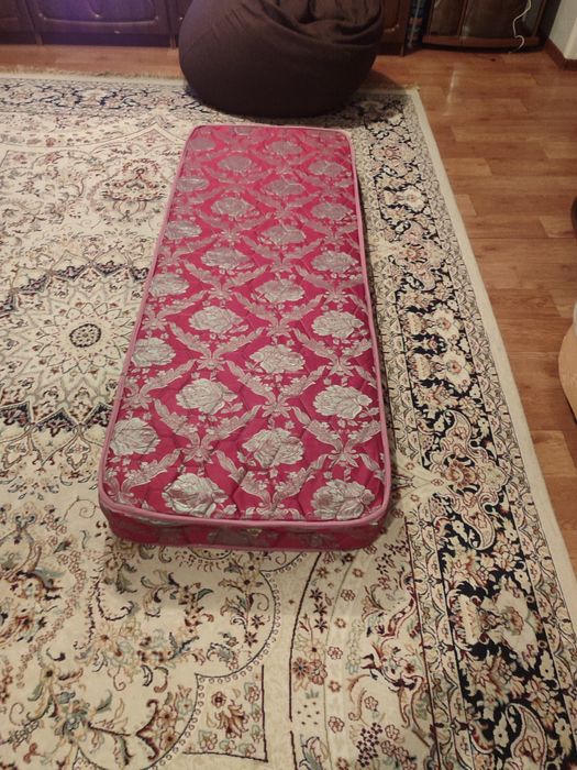 Продам два матраса ортопедических