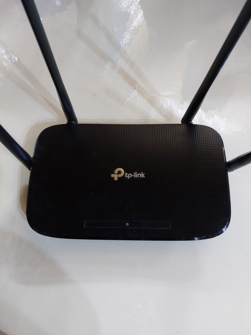 Wi-Fi роутер TP-LINK Archer VR300
