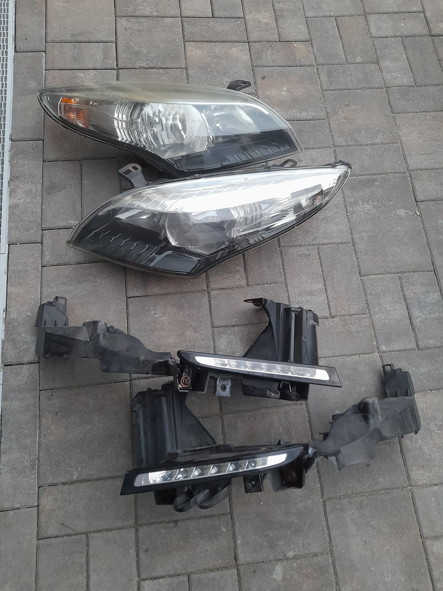 Set Far Farui Stanga Dreapta Renault Megane 3 Complete An 2009-2013