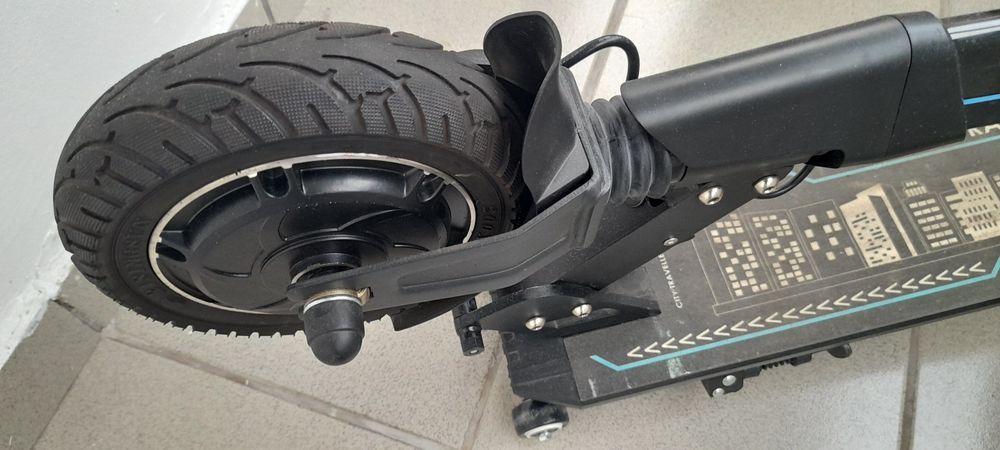 Trotineta electrică