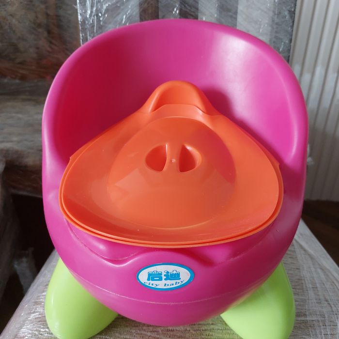 Горшок детский,пластиковый