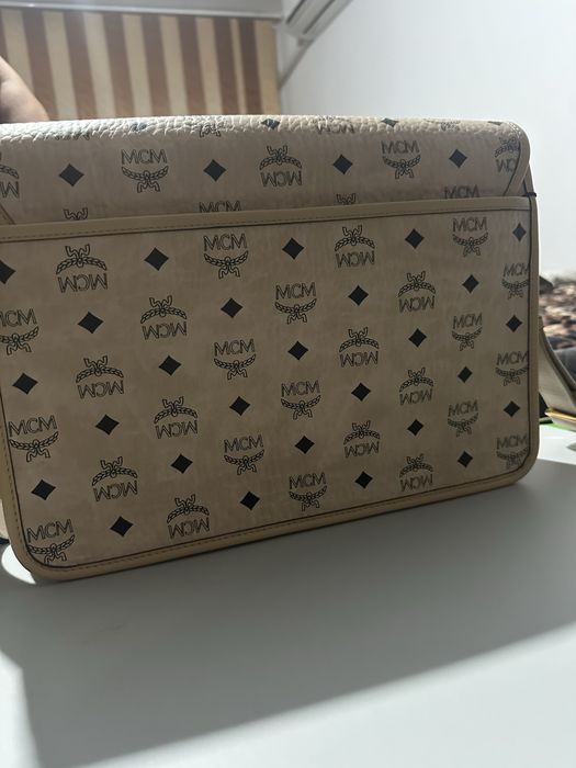 Geantă MCM autentică, cu etichete