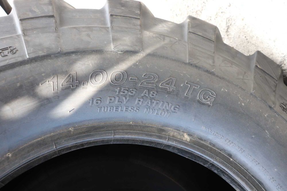 Cauciucuri noi 14.00-24 marca TATKO 16 PLY anvelope pentru HANOMAG