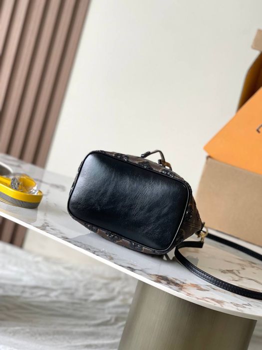 Geanta Louis Vuitton Noe BB