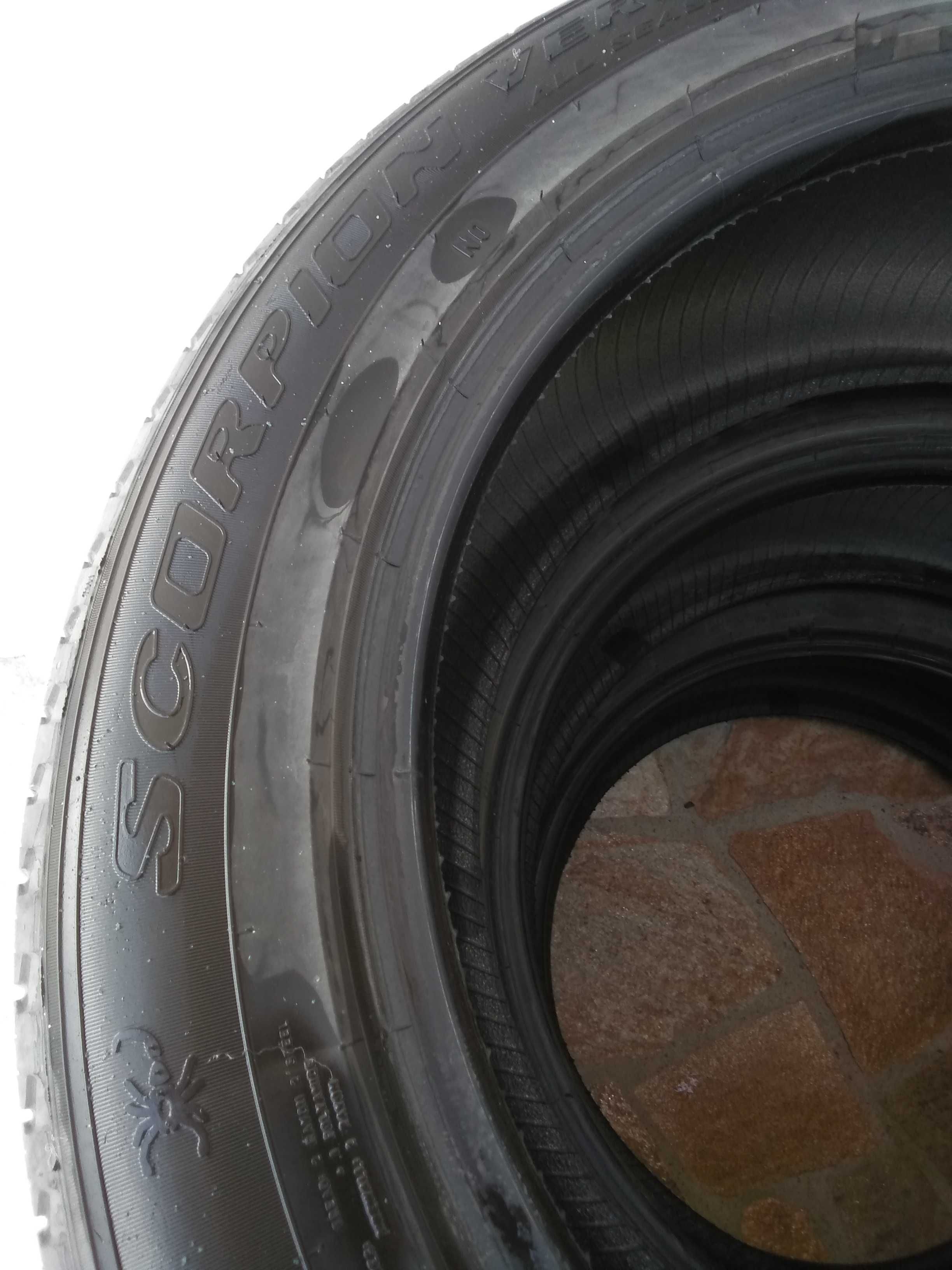 Гуми Pirelli SCORPION 235/55 R 19  Всесезонни