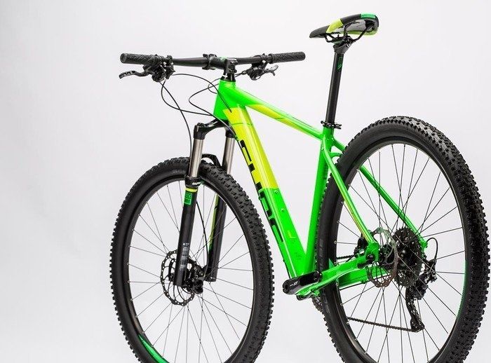 Bicicleta CUBE ltd PRO