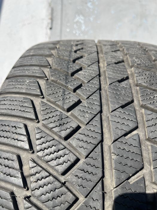 2 бр. зимни гуми 285/40/21 Continental SUV 7 mm DOT 4222